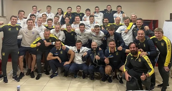 To Euro 2023 Ukrainian youth team