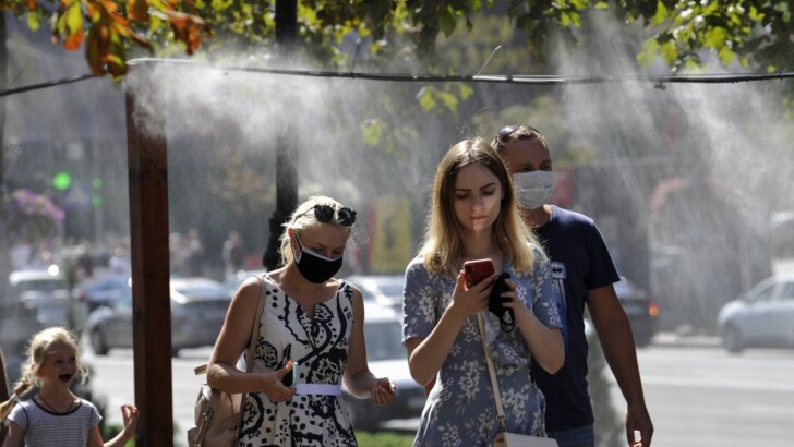 30-градусная жара в Украине | Фото: УНИАН