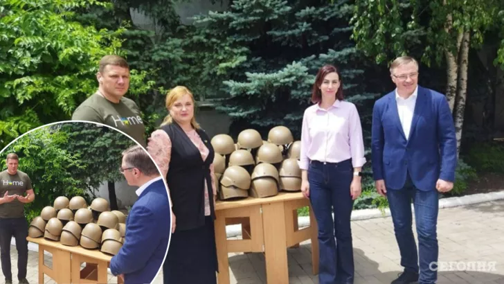 Покровская громада получила 90 надежных кевларовых касок от компании "Метинвест"