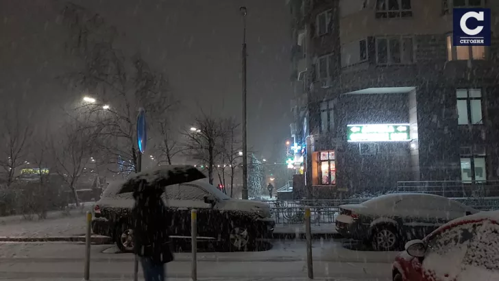 В Киеве выпал снег | Фото: Сегодня