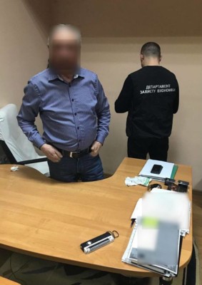 В Одессе задержали чиновника-взяточника. Фото: пресс-служба прокуратуры Одесской области