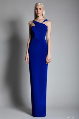 Синее облегающее платье в пол: вариант выпускного наряда | Фото: Pinterest