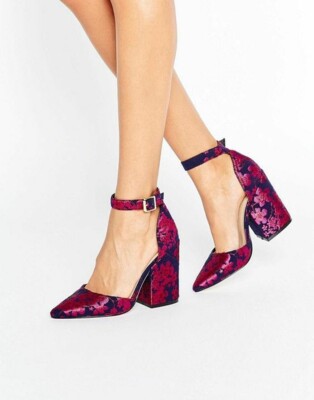 Туфли в цветочный принт на широком каблуке | Фото: Pinterest