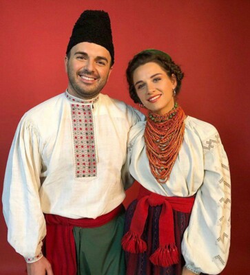 Григорий Решетник и его супруга Кристина | Фото: instagram.com/grisha_reshetnik