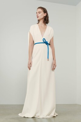 Новая коллекция свадебных платьев Victoria Beckham Bridal | Фото: international.victoriabeckham.com