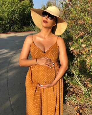 Базовые платья для беременных на лето 2019 | Фото: Pinterest