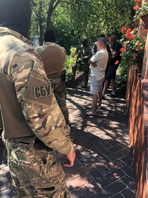 В Харькове СБУ разоблачила продавца оружия, украденного боевиками при захвате Славянска | Фото: Facebook
