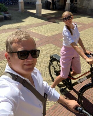 Катя Осадчая и Юрий Горбунов отдыхают в Амстердаме | Фото: instagram.com/gorbunovyuriy, instagram.com/kosadcha
