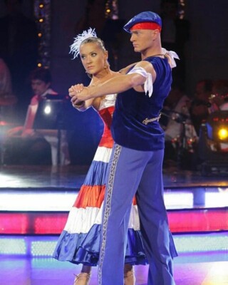 Наталья Могилевская и Влад Яма на "Танцях з зірками" | Фото: instagram.com/tanci1plus1