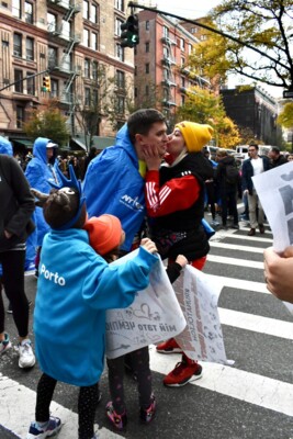 Анатолий Анатолич пробежал Нью-Йоркский марафон | Фото: Facebook-страница YULA