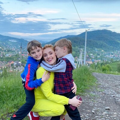 Співачка Ірина Федишин з сім'єю відпочиває в Карпатах | Фото: instagram.com/irynafedyshyn