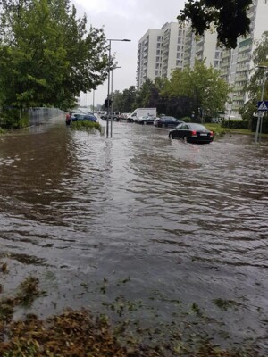 Рясні зливи у Варшаві. Фото: соцмережі