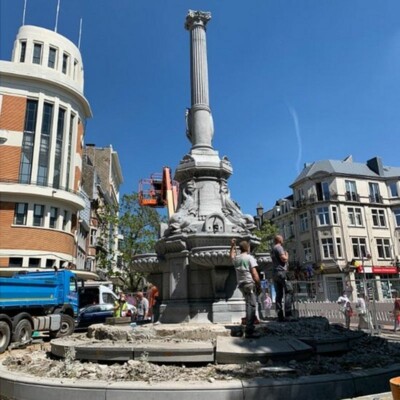 В бельгийском фонтане нашли шкатулку с сердцем мэра | Фото: twitter.com/LoManguette