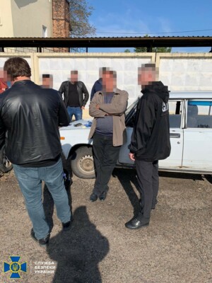 Задержание чиновника в Одесской области | Фото: СБУ