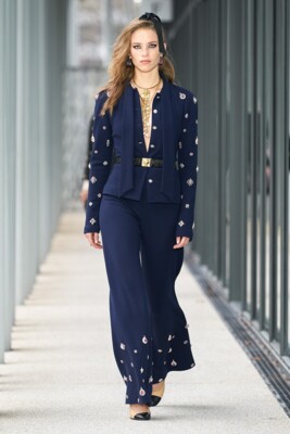 Chanel Métiers d’Art Fall 2022 | Фото: Vogue