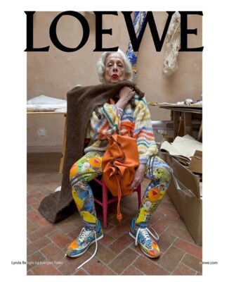 Рекламная кампания Loewe SS 2022 | Фото: Loewe