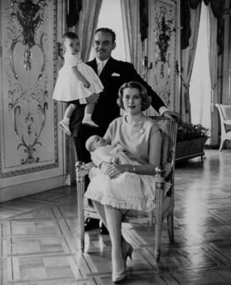Грейс Келли и князь Монако Ренье III | Фото: vogue.ua