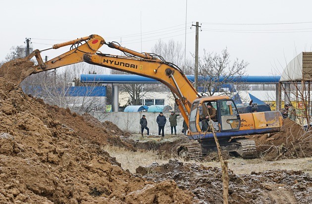 В Бердянске активно ремонтируют обвалившийся коллектор | Фото: ПроБердянск