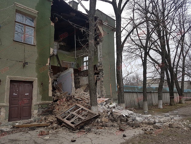 В Бердянске обрушилось здание неработающего завода | Фото: ПроБердянск