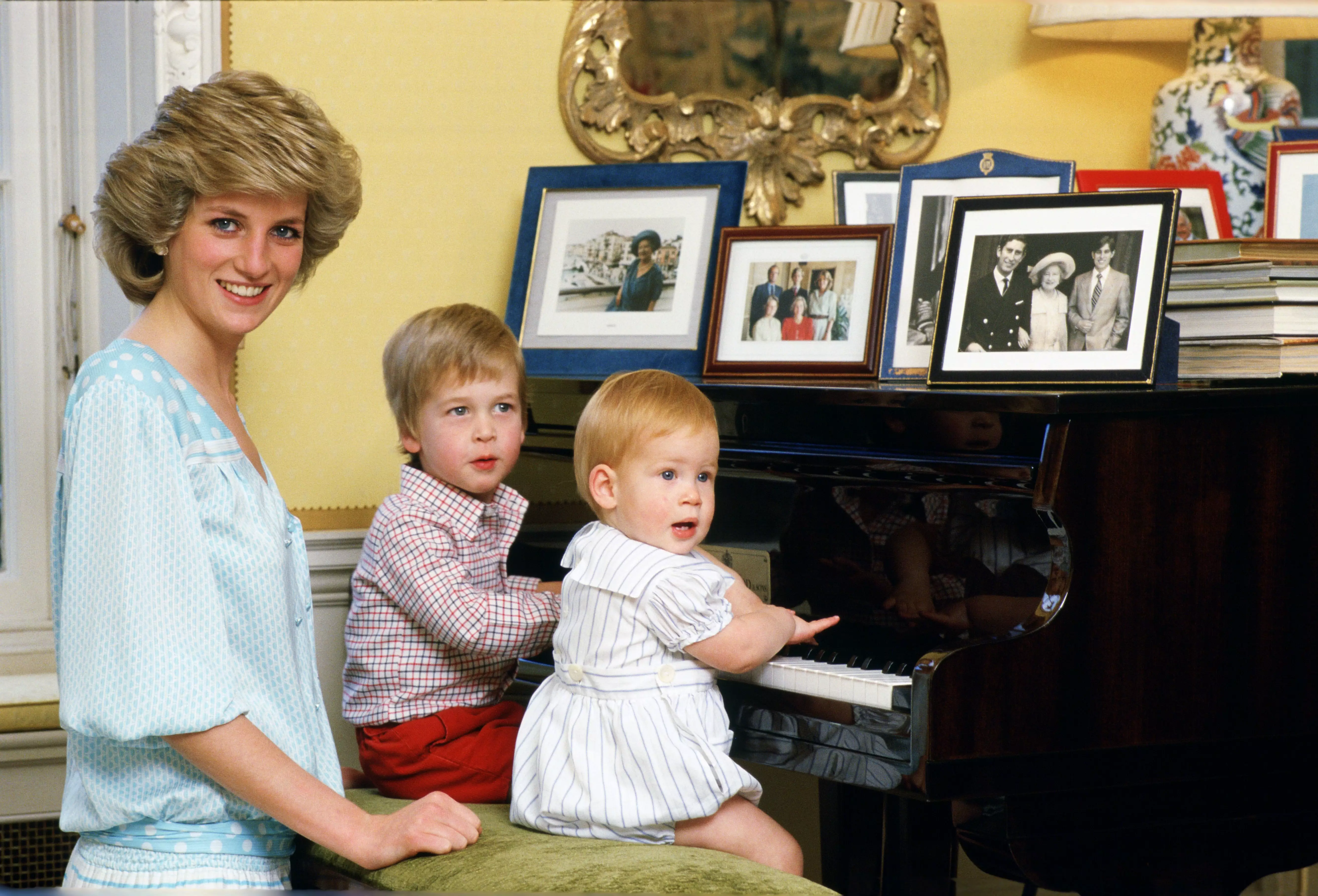 Принцеса Діана з синами Вільямом і Гаррі