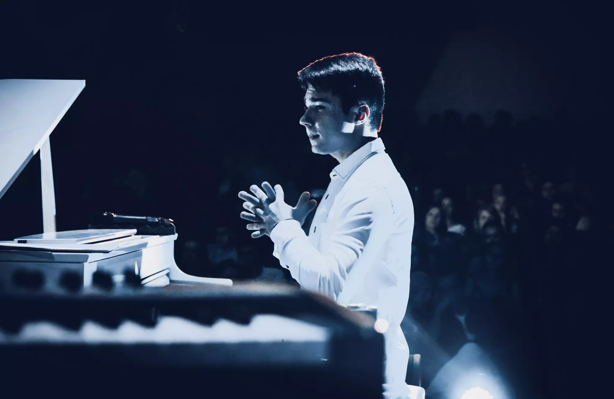 Участник супер-шоу "Дивовижні люди" Ярослав Олейник отыграет  концерт памяти своего отца GRAND ROCK PIANO SHOW