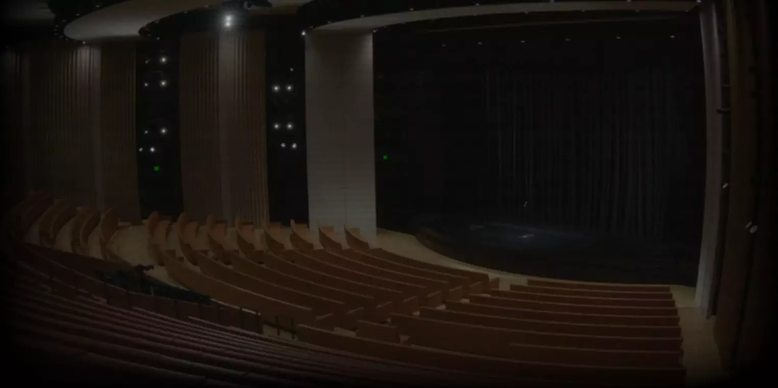 Apple стримит пустой зал "Театра Стива Джобса" из разных ракурсов