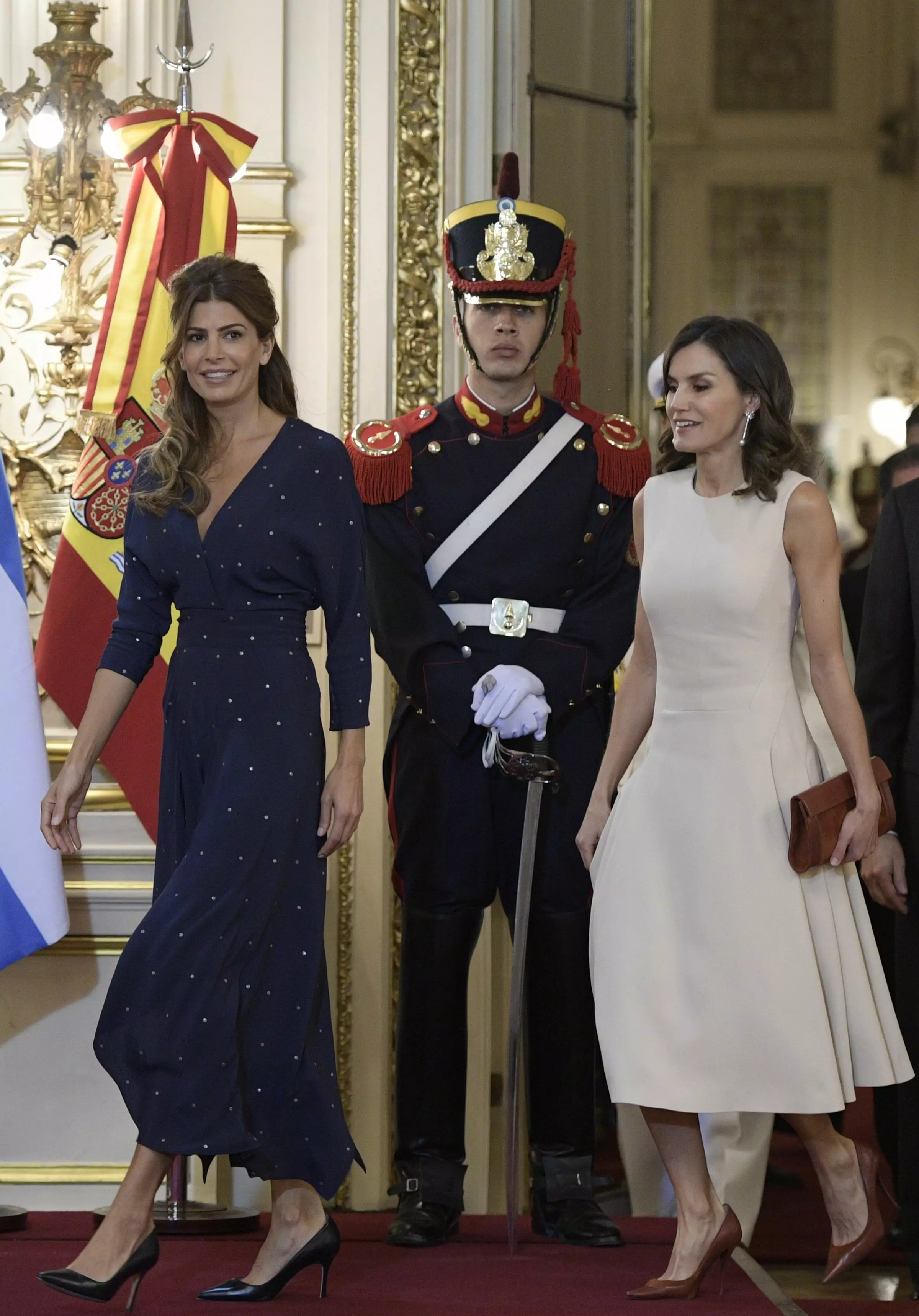 46-річна королева на прийомі в Аргентині