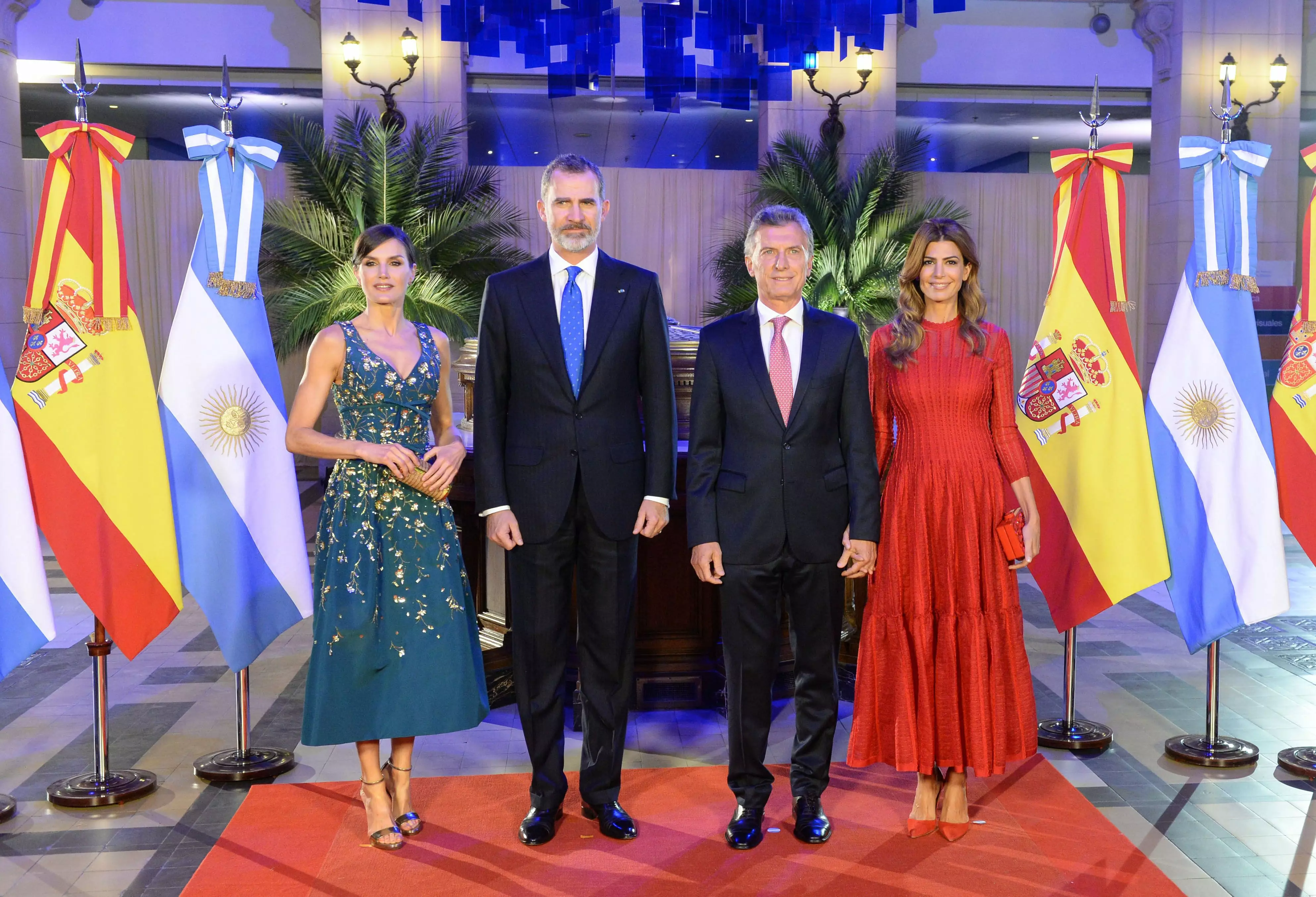 Король и королева Испании на приеме у президента Аргентины
