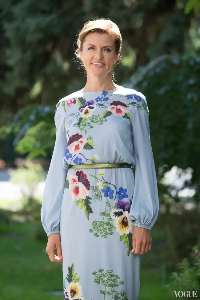 Марина Порошенко в нежно-голубом платье