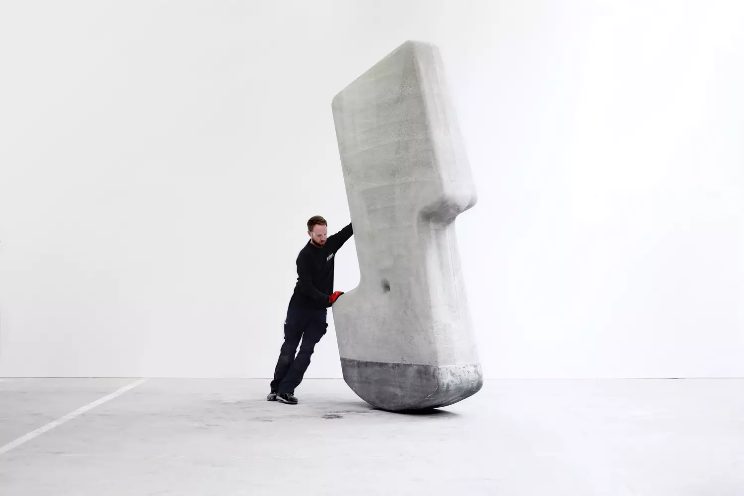 Камень весом в 25 тонн можно просто переносить руками