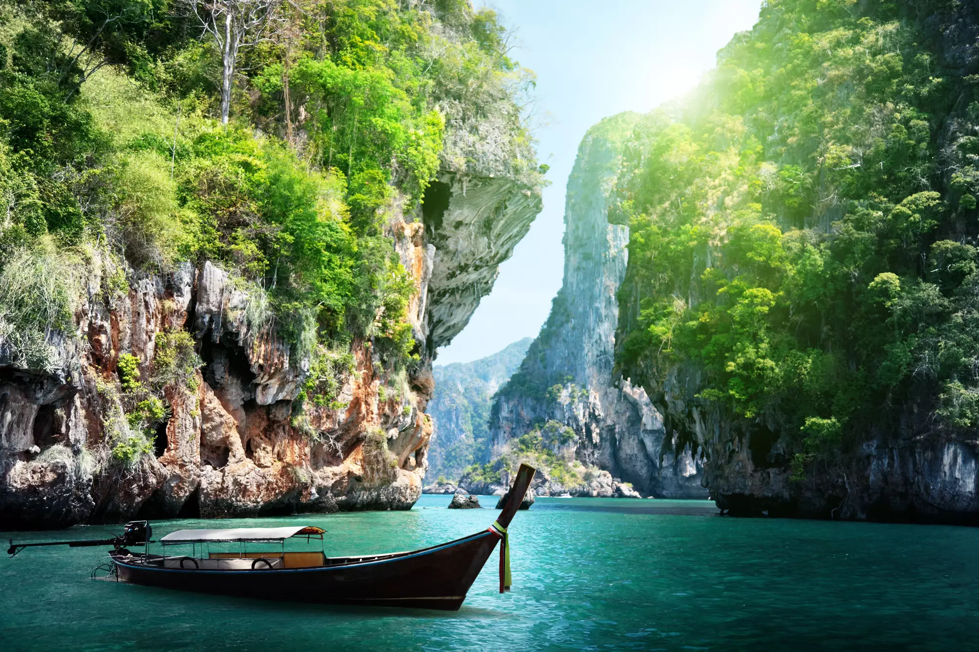 Таиланд планирует открыть границы для туристов с октября