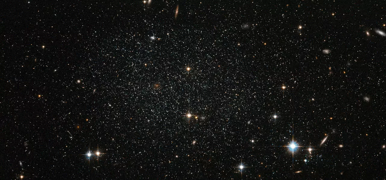 Галактика Насос 2, в якій переважає темна матерія