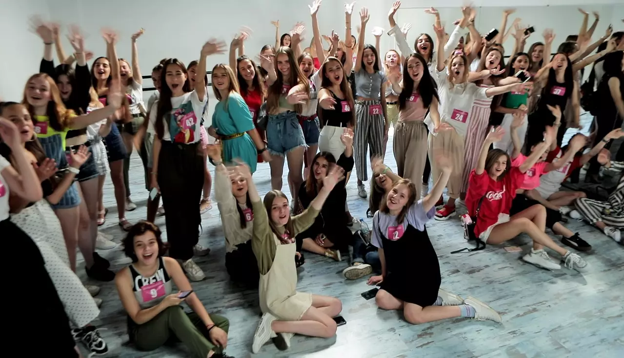 50 девушек боролись за место в Open Kids