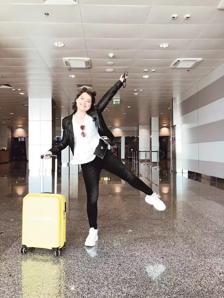 Мария Себова. Путешественница летает с маленьким чемоданом. Фото: из архива М. Себовой