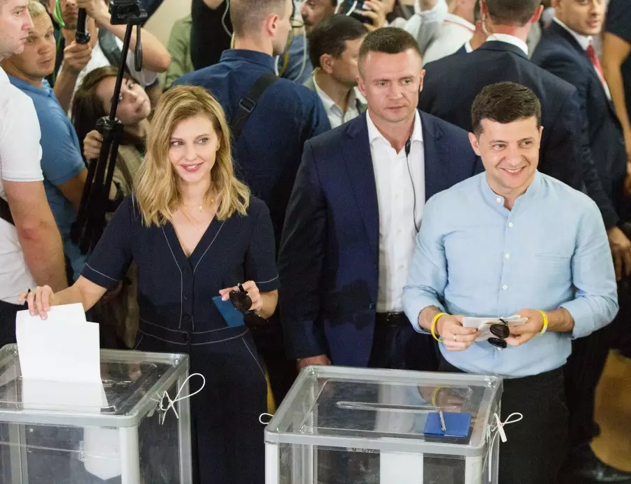 Деловой образ Елены Зеленской на выборах