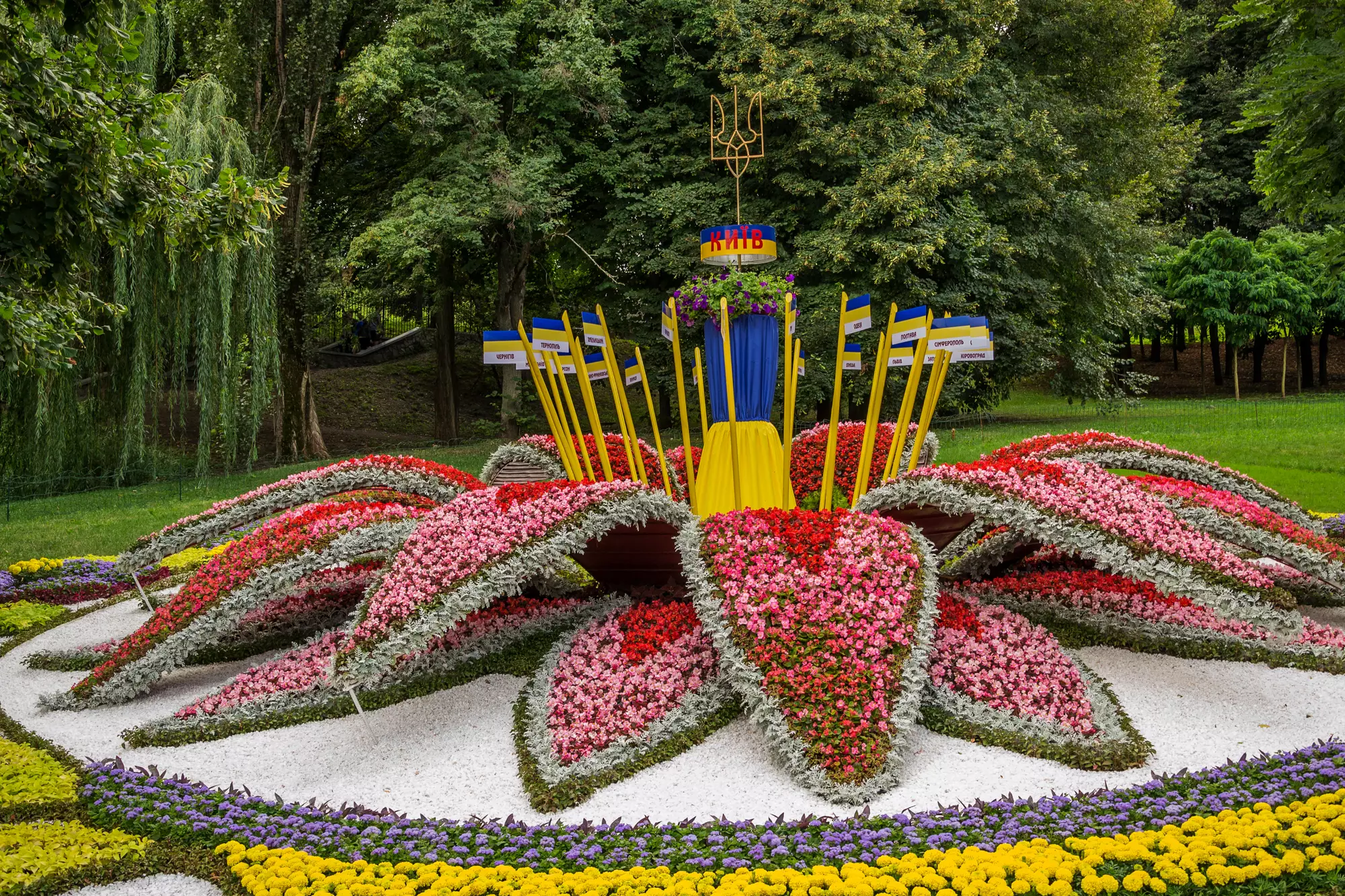 Выставка цветов ко Дню независимости Украины