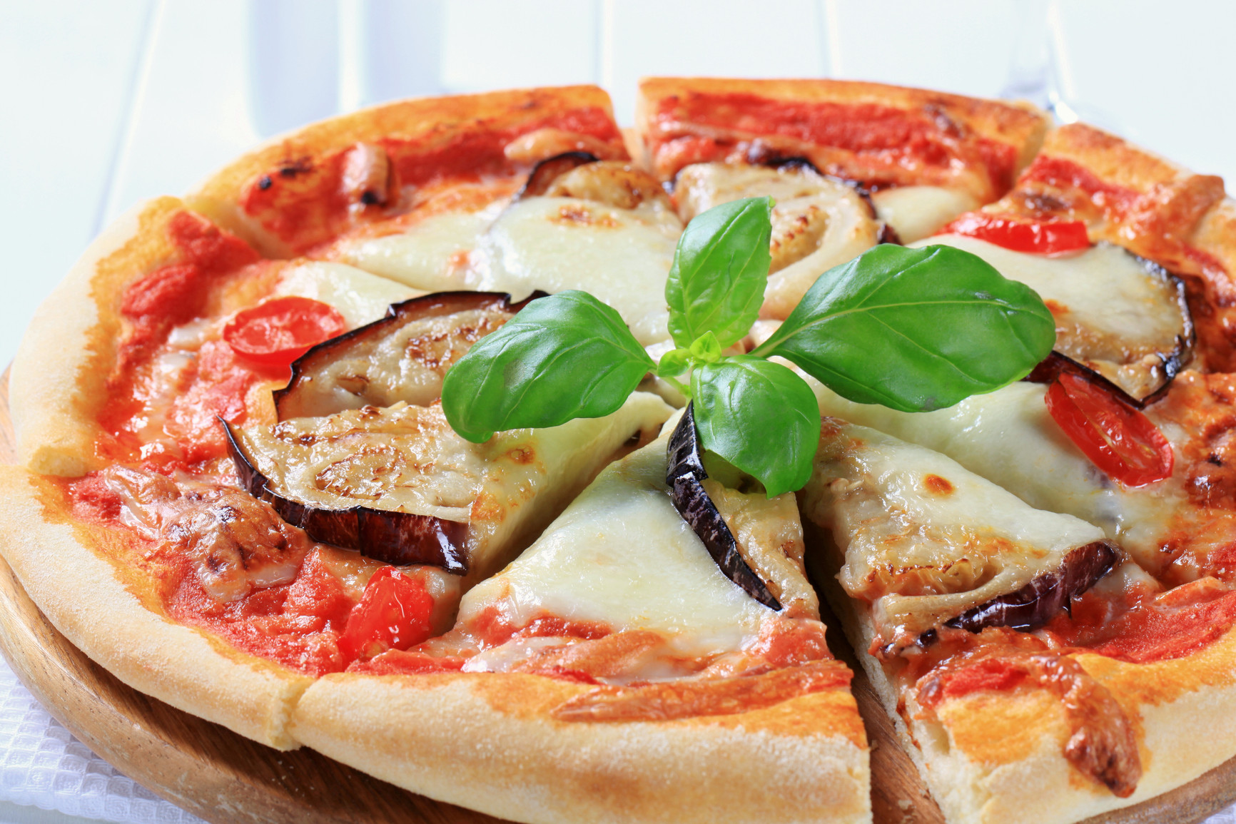 классический рецепт пиццы с колбасой сыром и помидорами фото 63