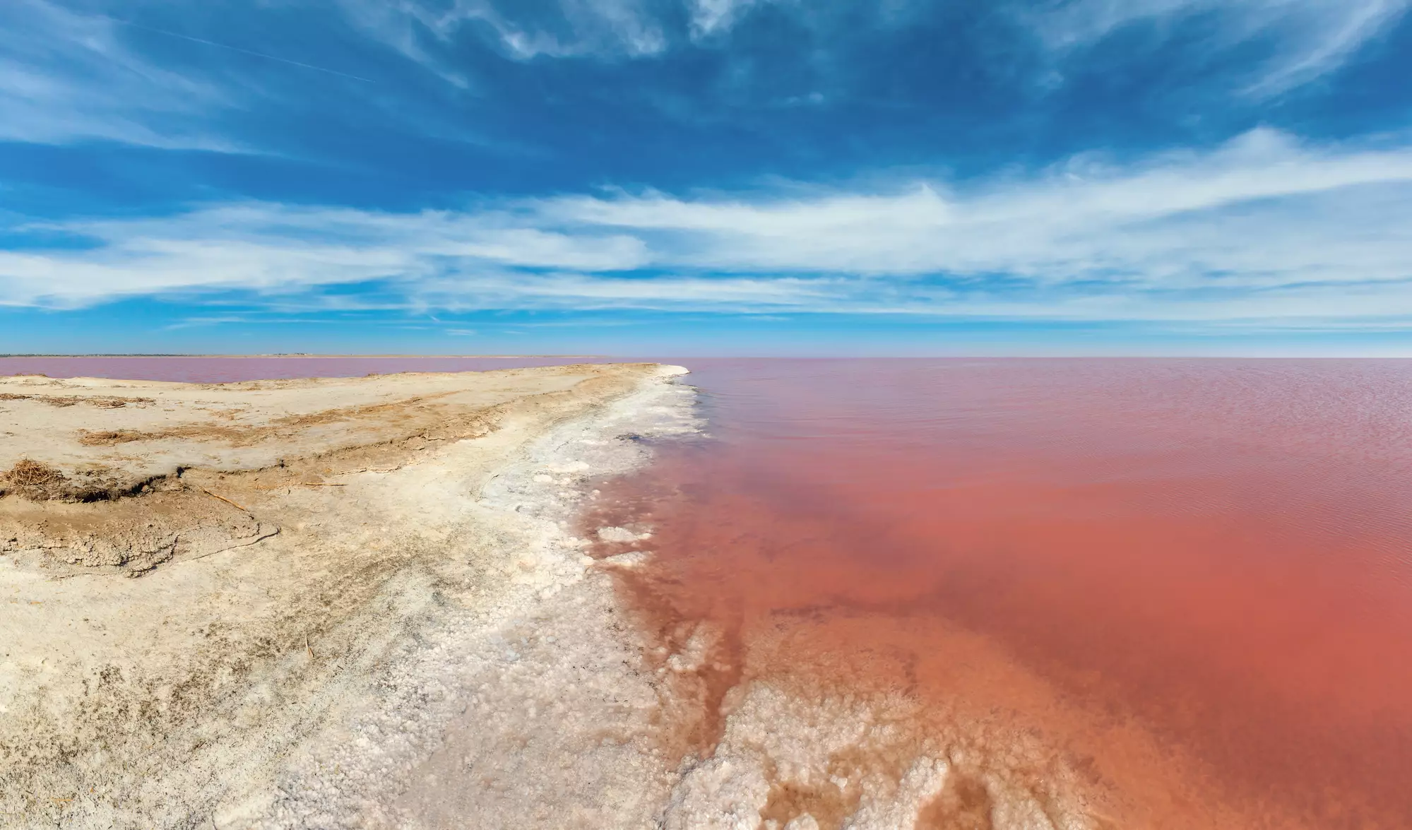 Рожеве озеро в Україні