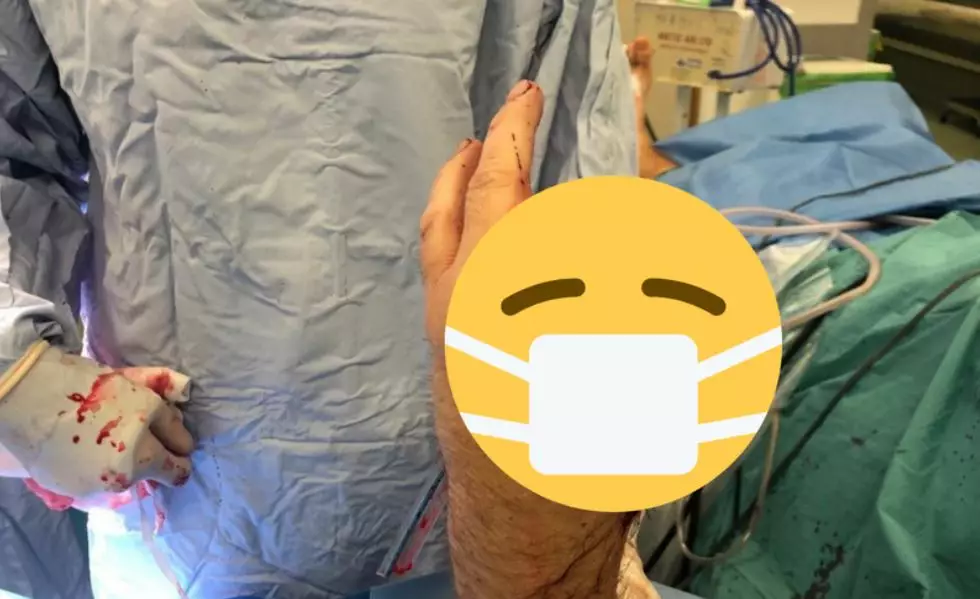 Отпиленный палец пришили к паху пациента