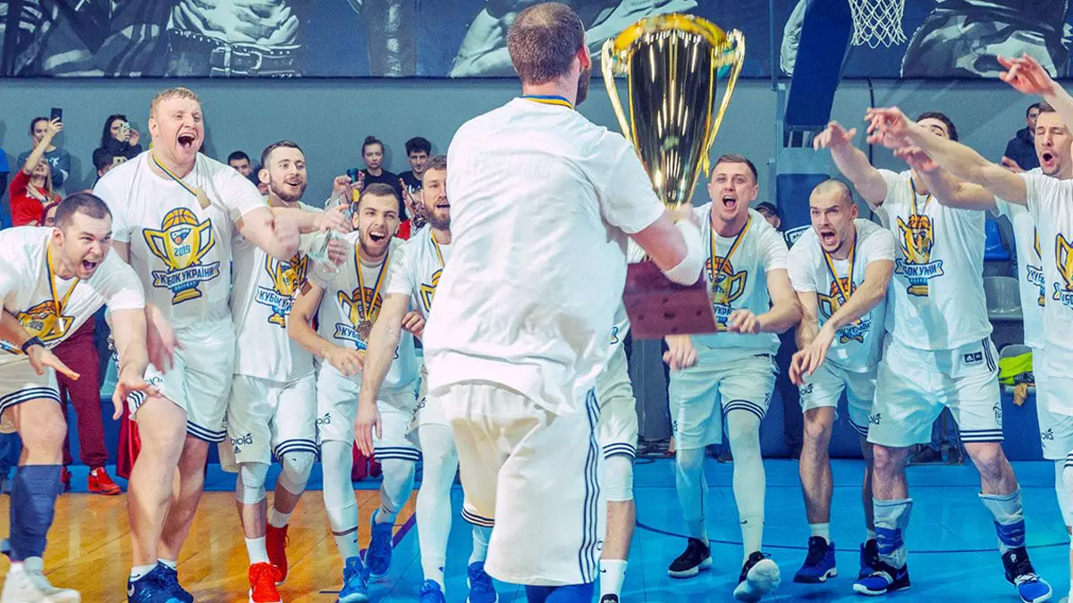 "Днепр" выиграл Суперкубок Украины