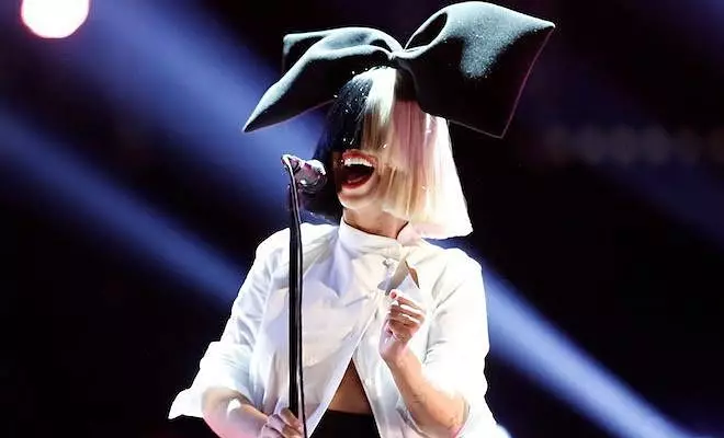 Співачка Sia