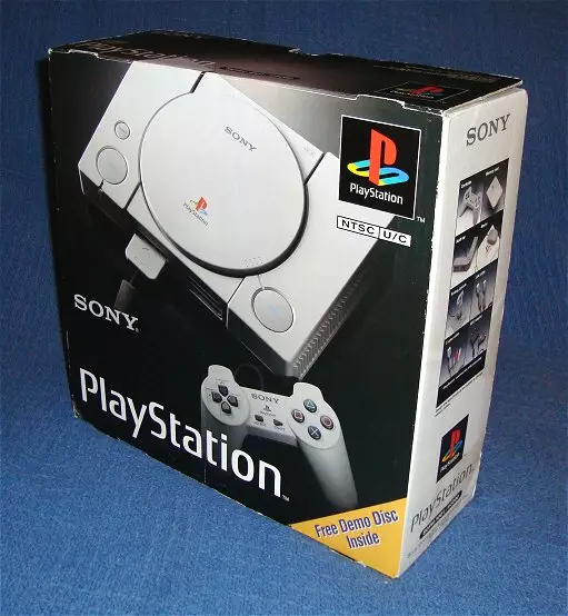 Коробка PlayStation