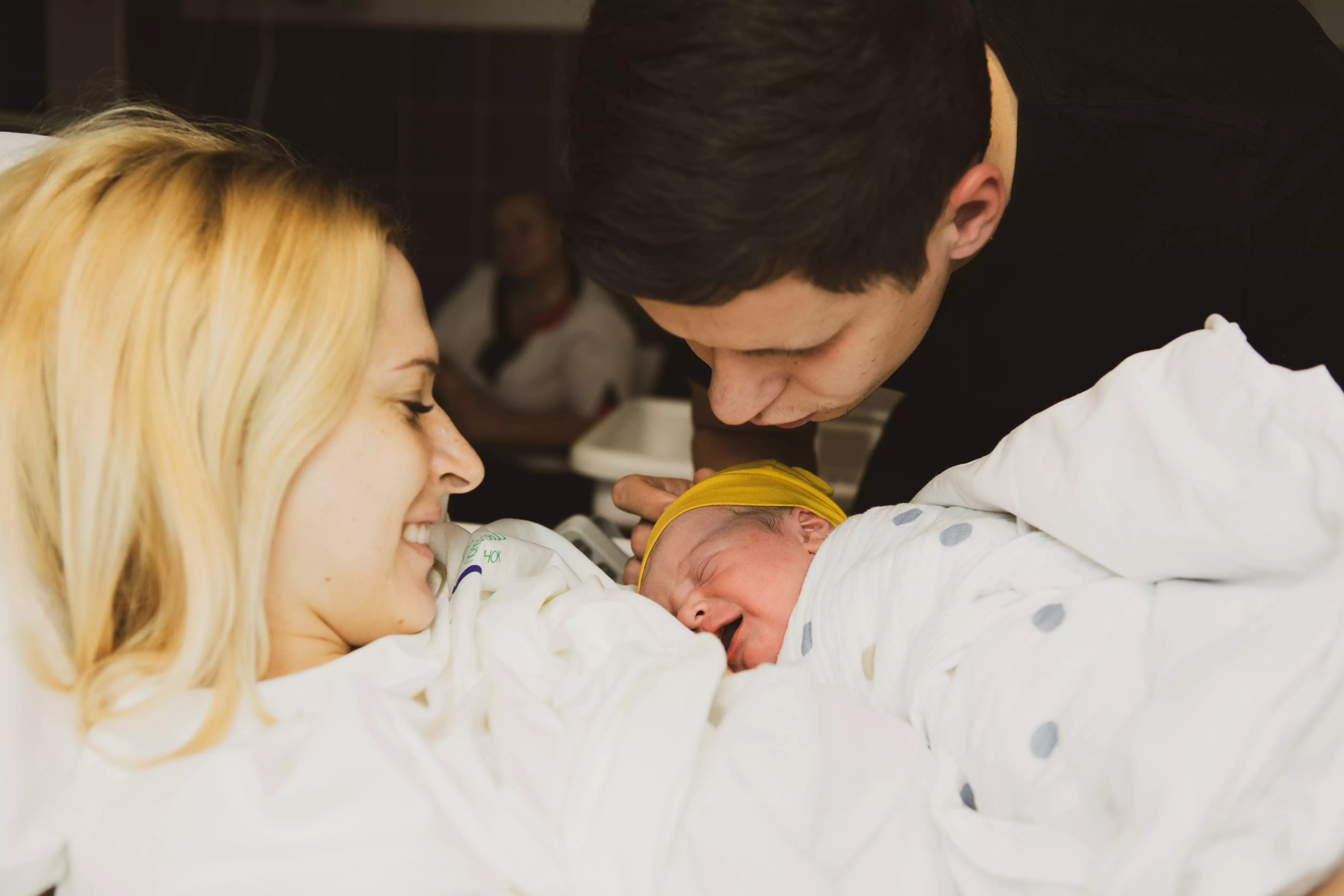 Анна Гресь и Роман Грищук с новорожденным сыном