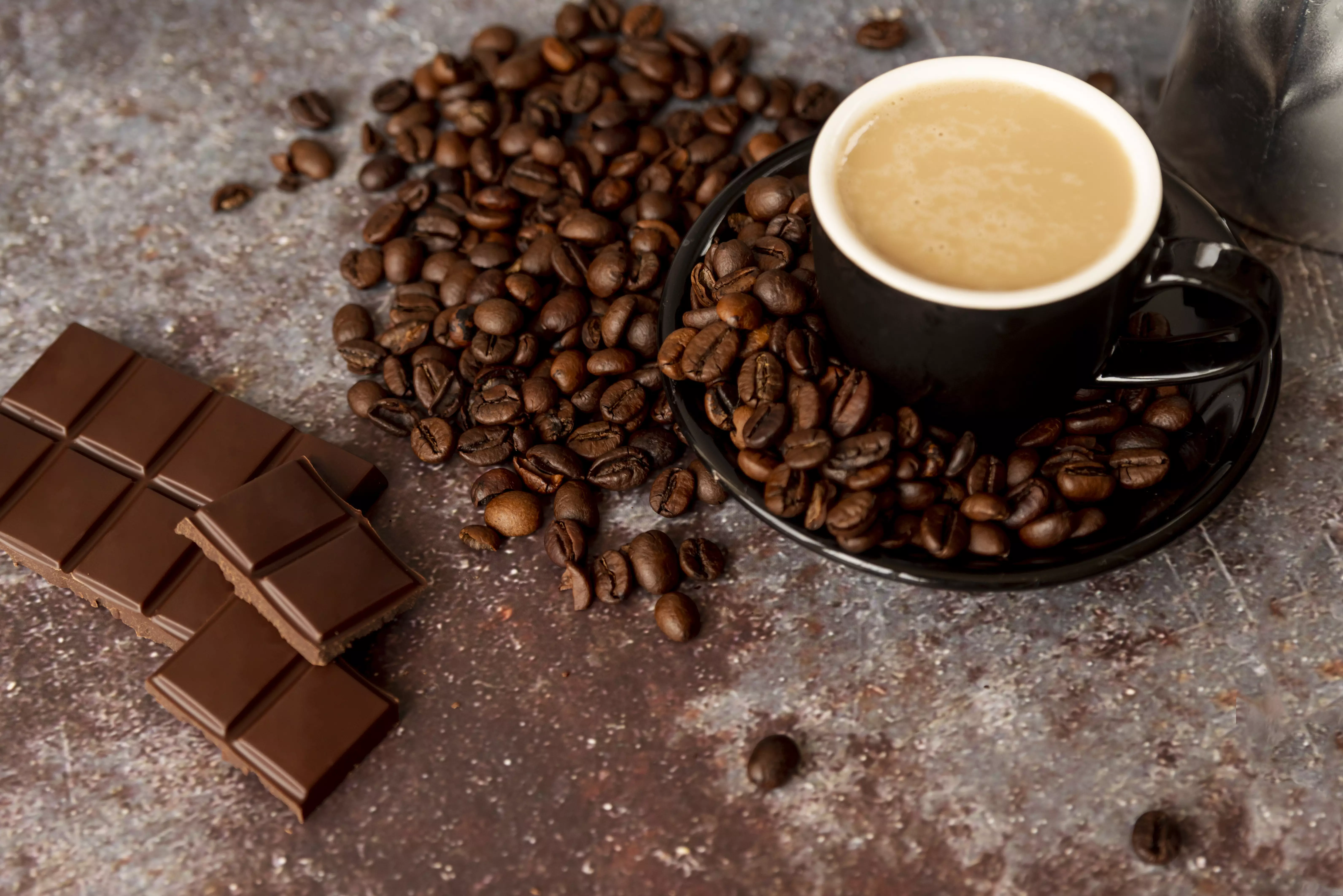 Безпечно вживати не більше 400 мг кофеїну на день