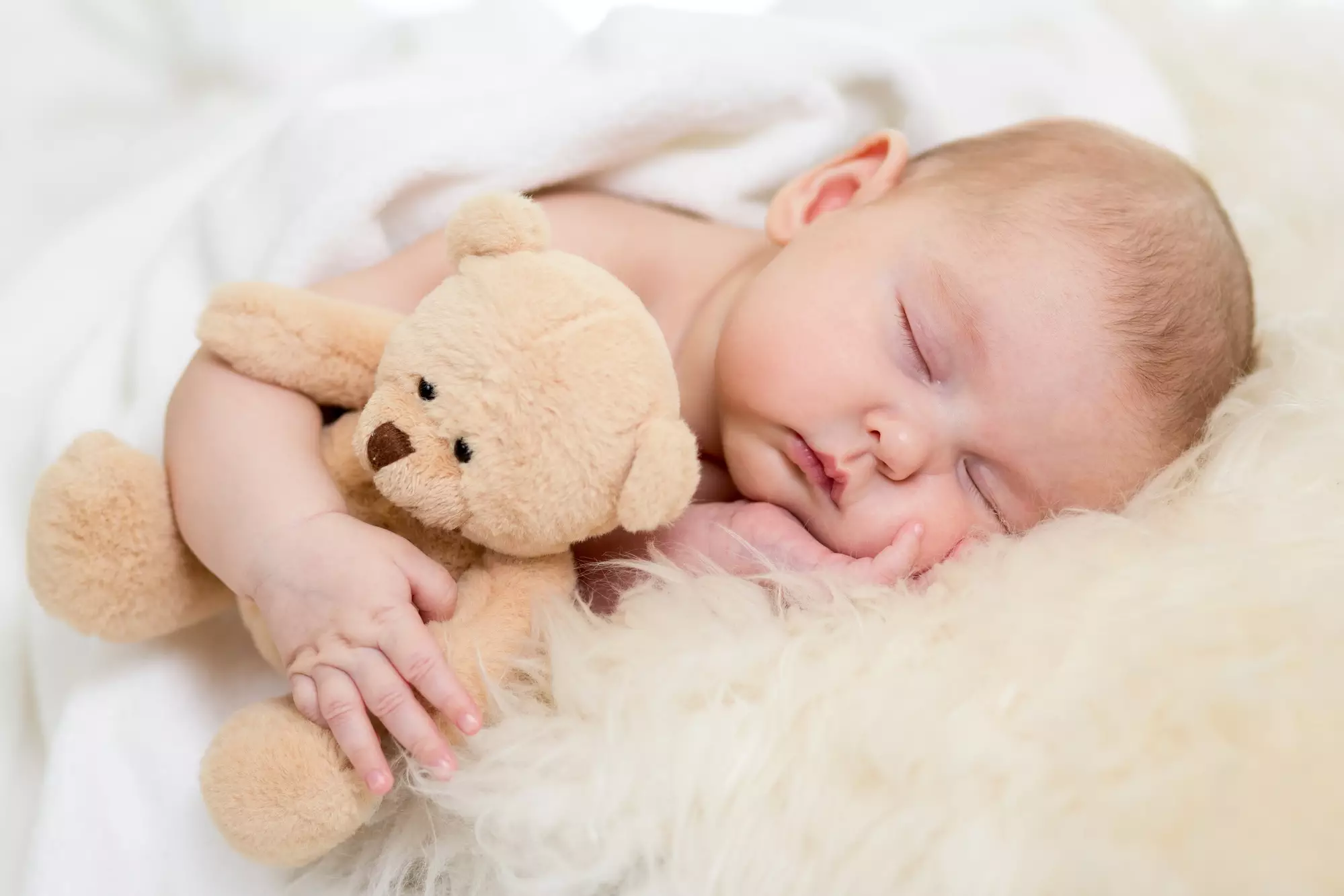 Коли краще вкладати дитину спати