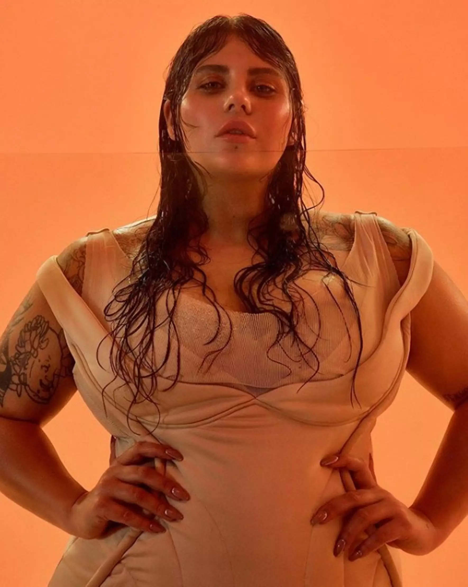 Кадр из клипа "Палала"