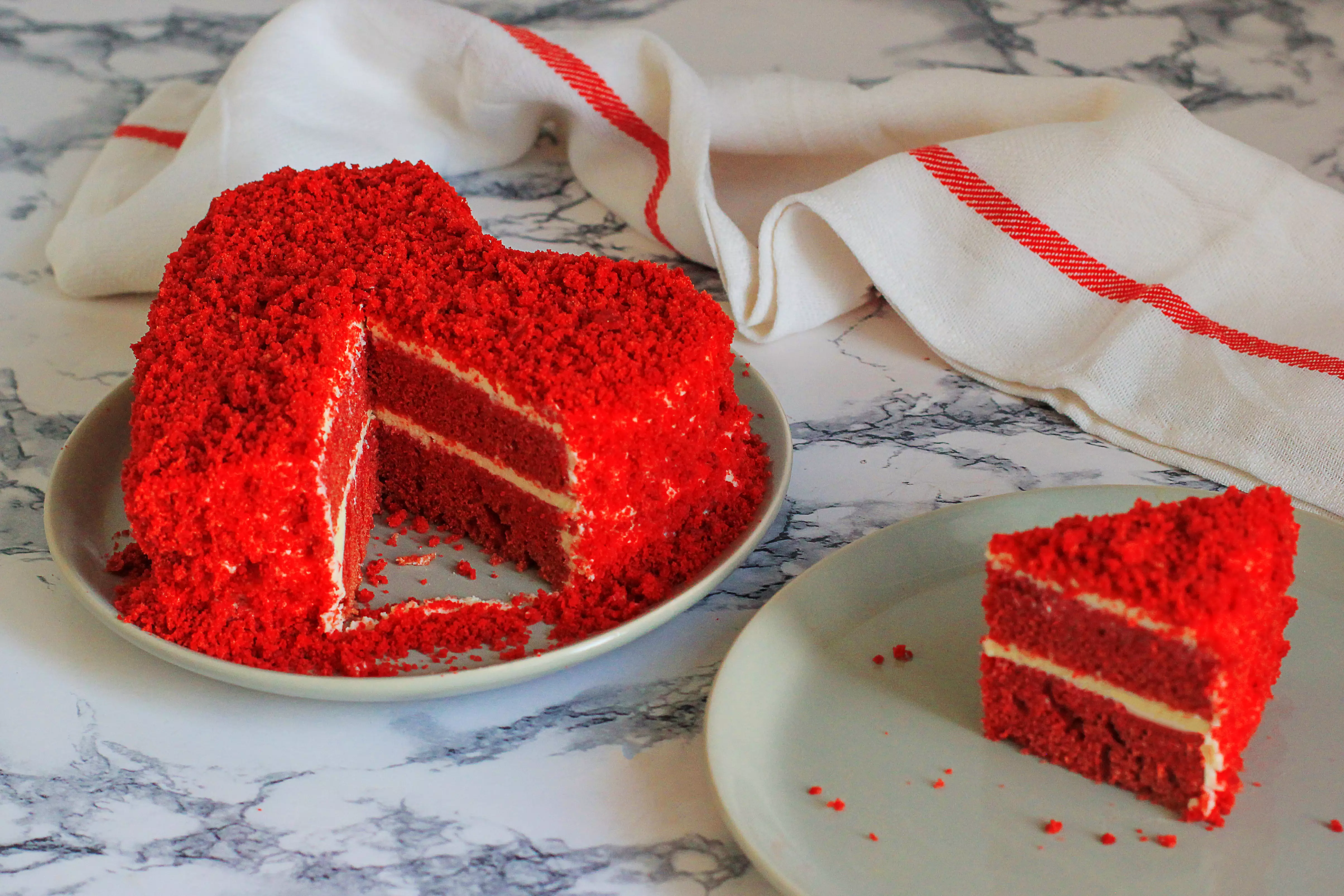 Торт "Червоний оксамит" ідеальний для чуттєвих Раків