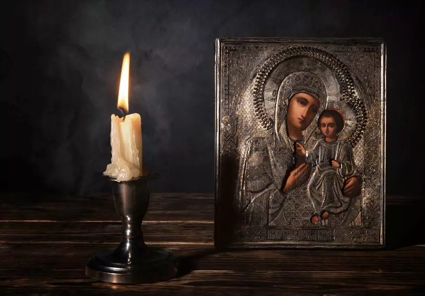 Іверська ікона Божої Матері 2020: картинки та привітання
