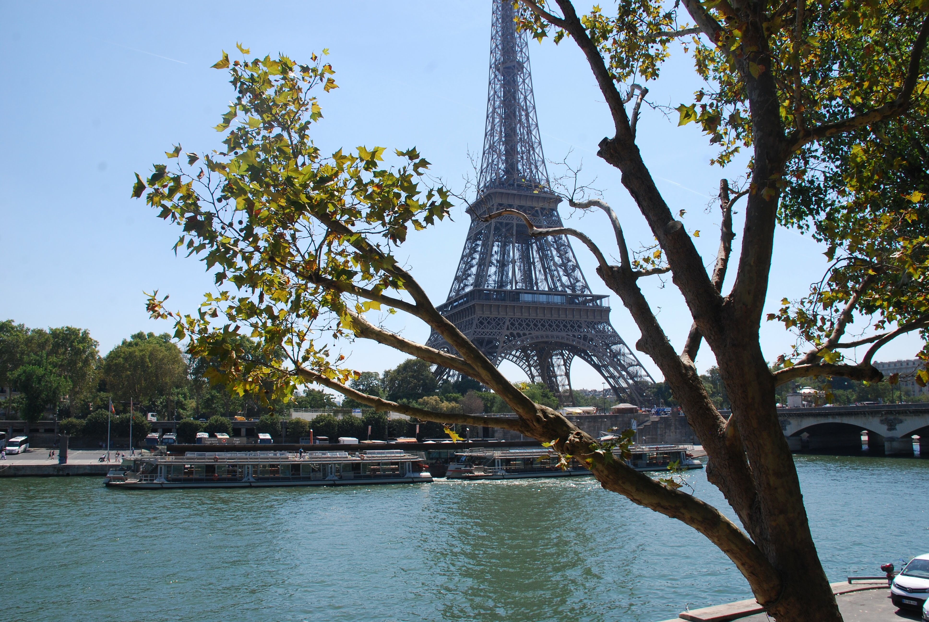 10 Mistakes Travelers Make In Paris