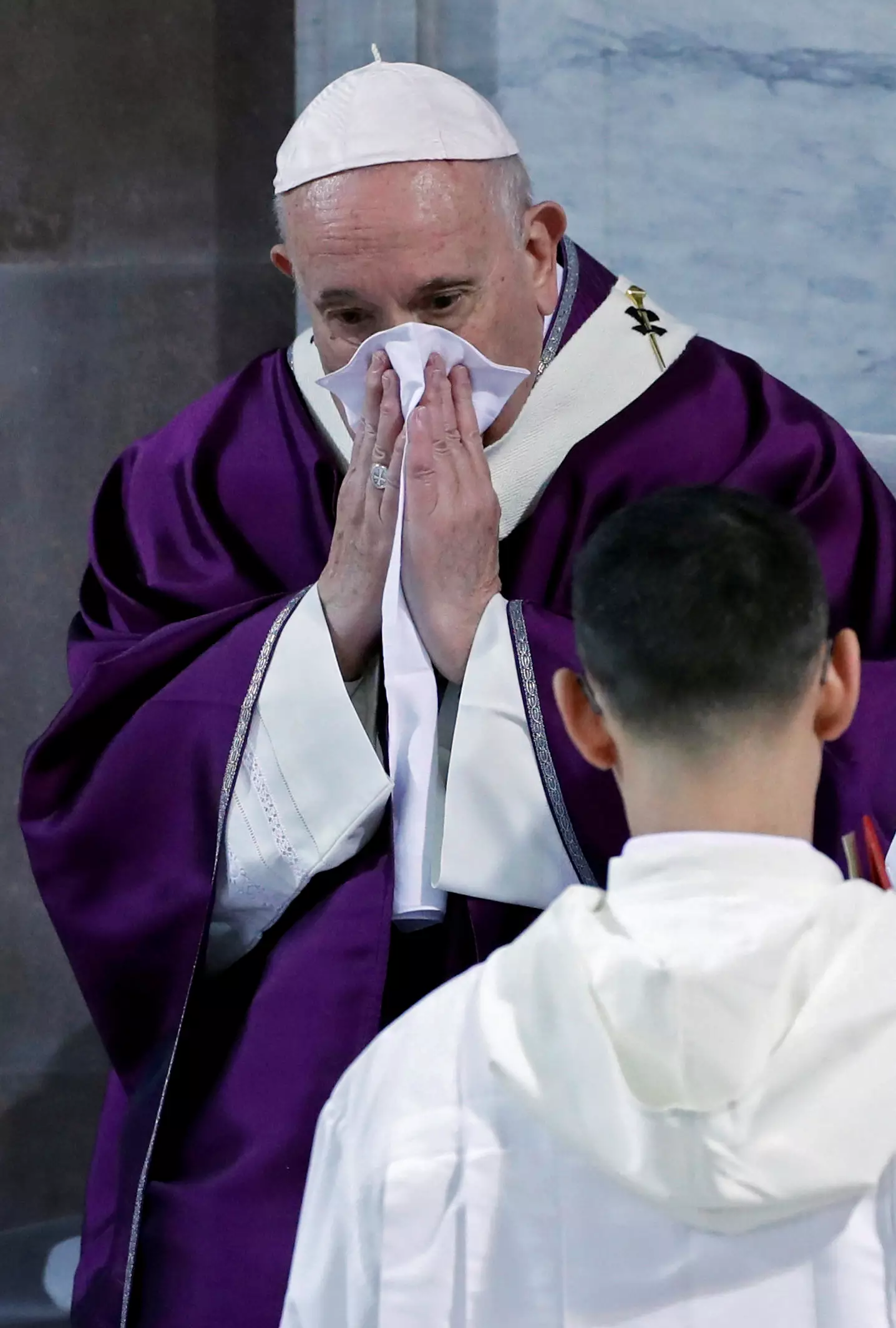 Папа Римский простудился. Фото: REUTERS/FW1F/William Maclean